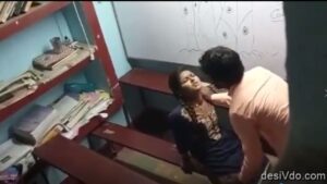 গালফেন্ডকে কলেজের ক্লাস রুমে এনে চুদে দিলাম || অস্থির চুদাচুদি ভিডিও || সেক্স ভিডিও