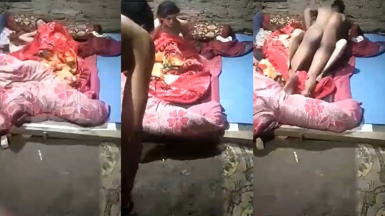 বাড়িতে খালাতো বোন বেড়াতে এসেছে ফাঁকা পেয়ে কিউট বোনকে সেই চুদাচুদি || Khalato Bon Came to Visit Home Found Empty Fucked Cute Bon || khalato bon sex || বাংলাদেশি সেক্স ভিডিও